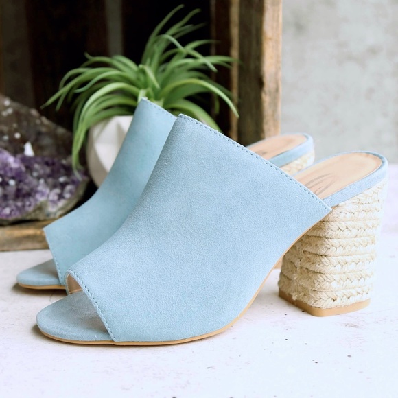Raffia Heel Powder Blue Suede Leather Mule NIB - Picture 8 of 8